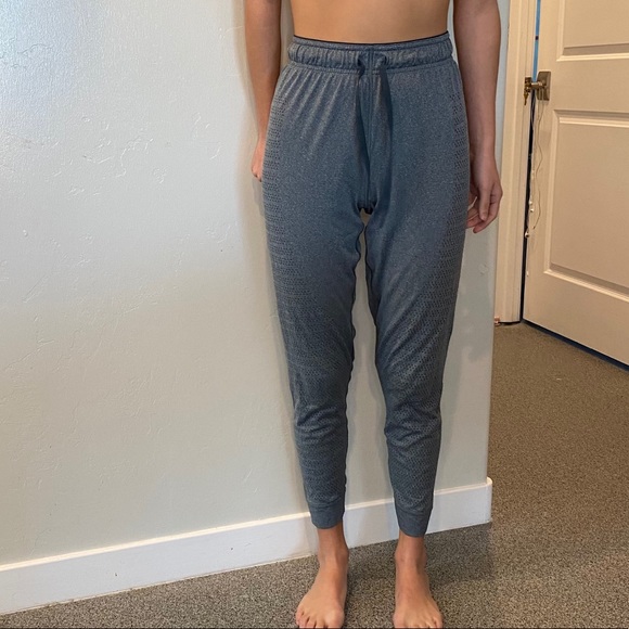 Lulu Joggers - Picture 5 of 5